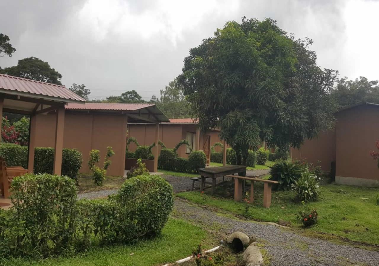 Paraiso Volcano Lodge Guayabo  Exterior photo